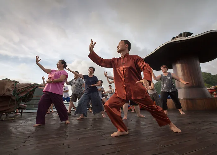 Hotel Glory Cruise Ha Long