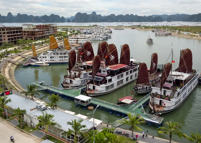 Hotel Glory Cruise Ha Long