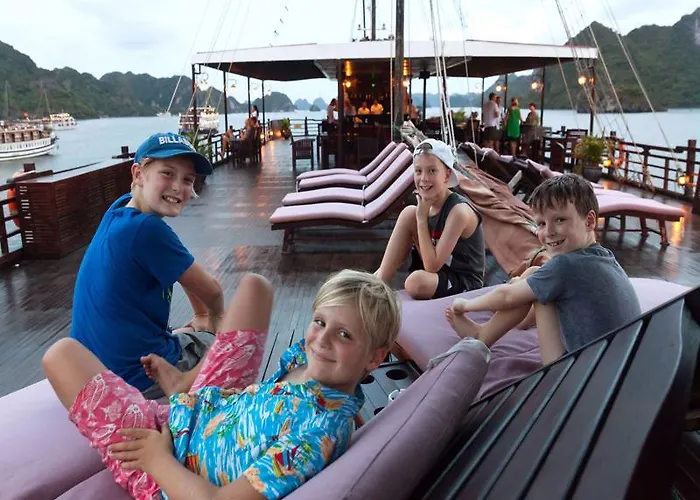 Glory Cruise Ha Long
