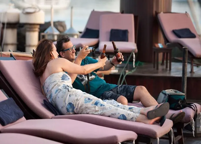Hotel Glory Cruise Ha Long